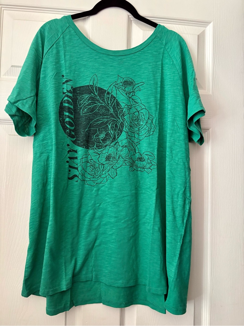 Torrid Sz 3X green and black “Stay Golden” slub SOLD OUT tee NWT